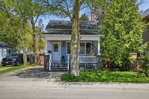 279 Park Street W Hamilton ON L9H 1Y6