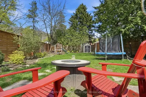 279 Park Street W Hamilton ON L9H 1Y6