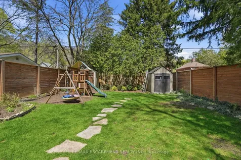 279 Park Street W Hamilton ON L9H 1Y6