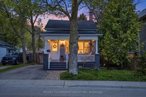 279 Park Street W Hamilton ON L9H 1Y6