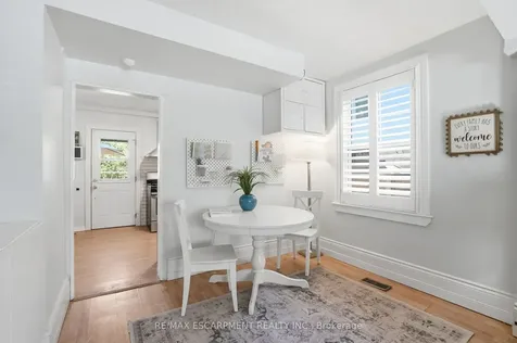 279 Park Street W Hamilton ON L9H 1Y6