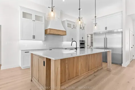 371 Maple Ridge Drive Kingston ON K7M 5P1