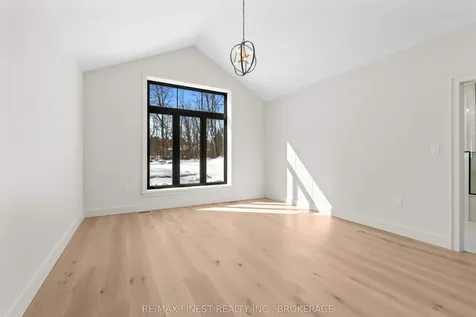 371 Maple Ridge Drive Kingston ON K7M 5P1