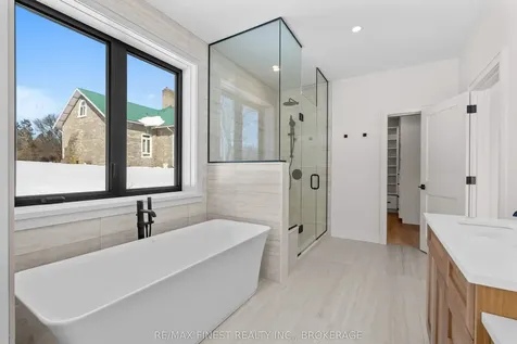 371 Maple Ridge Drive Kingston ON K7M 5P1