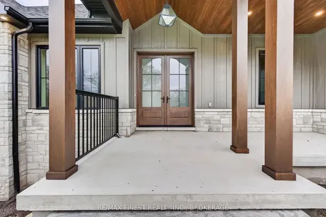 371 Maple Ridge Drive Kingston ON K7M 5P1