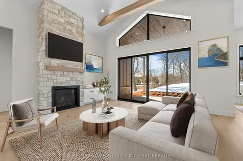 371 Maple Ridge Drive Kingston ON K7M 5P1