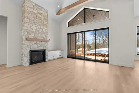 371 Maple Ridge Drive Kingston ON K7M 5P1