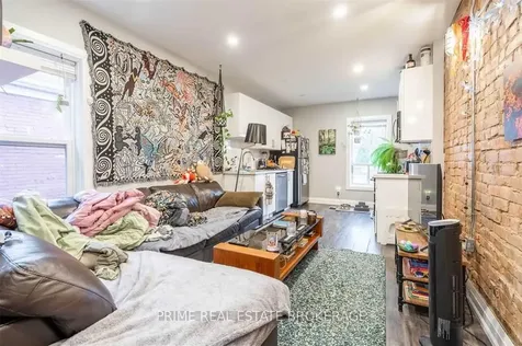 203 John Street N Hamilton ON L8L 4P4