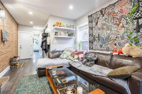 203 John Street N Hamilton ON L8L 4P4