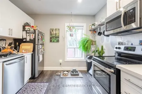 203 John Street N Hamilton ON L8L 4P4