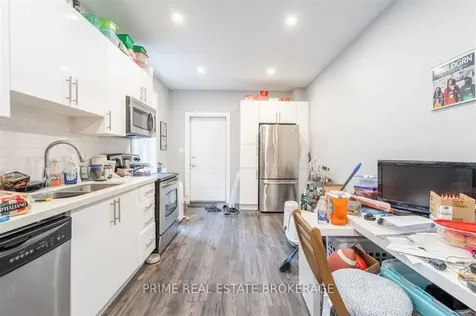 203 John Street N Hamilton ON L8L 4P4