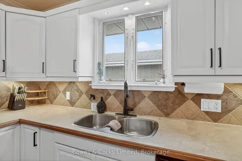 832 Cameron Street Peterborough ON K9J 4A3