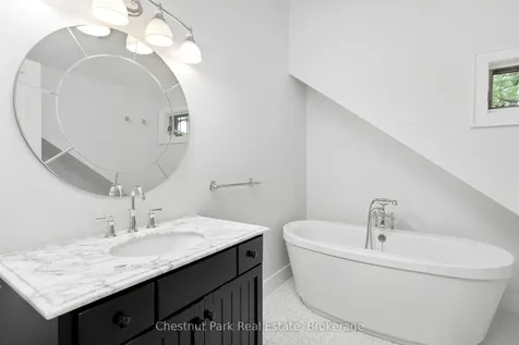 1026 3300 Road Gravenhurst ON P1P 1R2