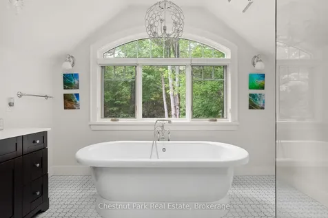 1026 3300 Road Gravenhurst ON P1P 1R2
