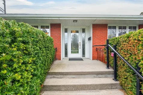 31 Jorene Drive Kingston ON K7M 3X5