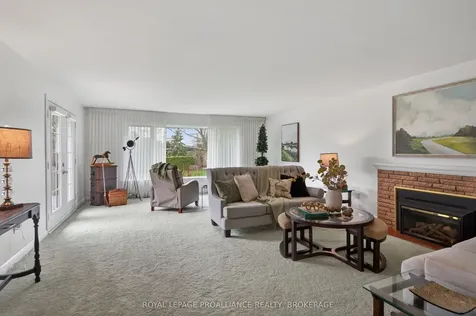31 Jorene Drive Kingston ON K7M 3X5