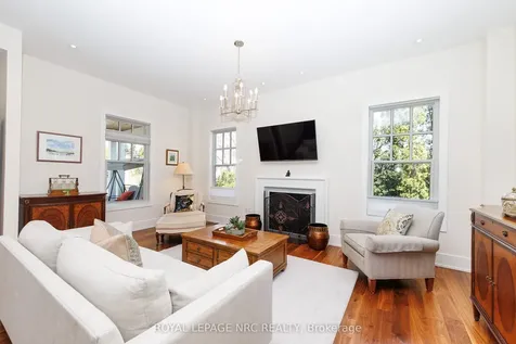 97 Brock Street Niagara-on-the-lake ON L0S 1J0