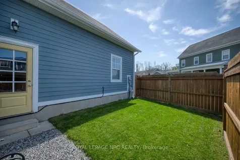 97 Brock Street Niagara-on-the-lake ON L0S 1J0