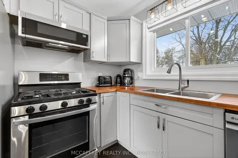 31 Meadowvale Avenue Belleville ON K8N 4N7