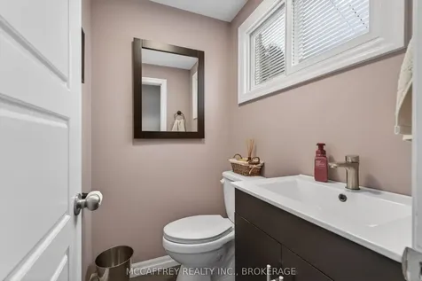 31 Meadowvale Avenue Belleville ON K8N 4N7