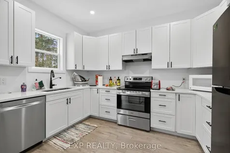 53 Lakeview Avenue Kingston ON K7M 3T4