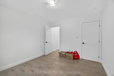 53 Lakeview Avenue Kingston ON K7M 3T4