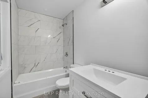 53 Lakeview Avenue Kingston ON K7M 3T4