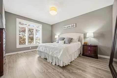233 Paolo Street Sarnia ON N7S 0C8