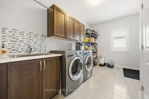 233 Paolo Street Sarnia ON N7S 0C8