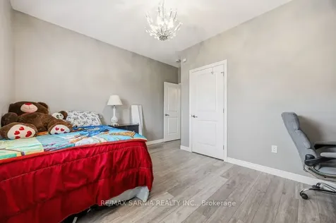 233 Paolo Street Sarnia ON N7S 0C8