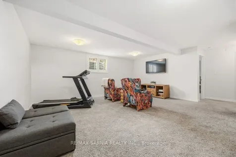 233 Paolo Street Sarnia ON N7S 0C8