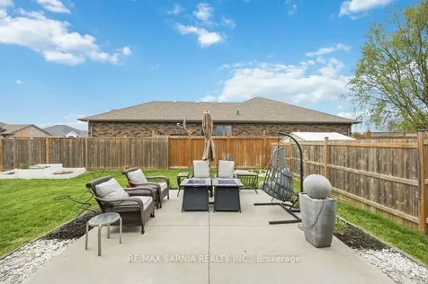 233 Paolo Street Sarnia ON N7S 0C8