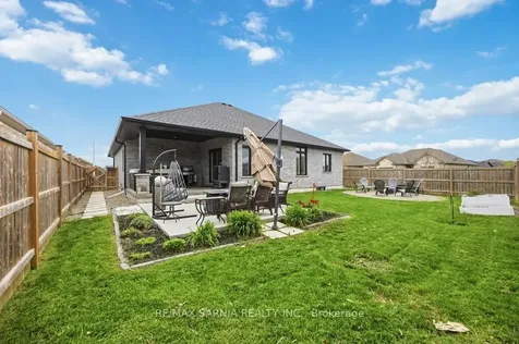 233 Paolo Street Sarnia ON N7S 0C8