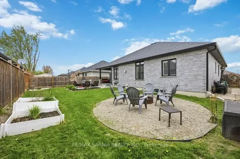 233 Paolo Street Sarnia ON N7S 0C8