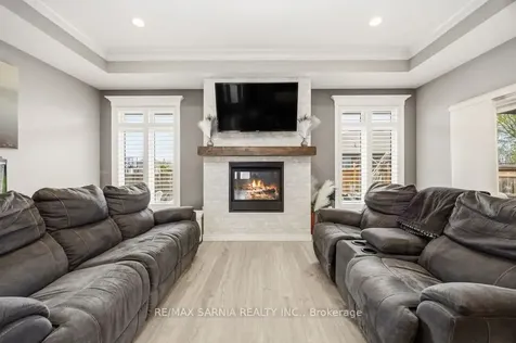 233 Paolo Street Sarnia ON N7S 0C8