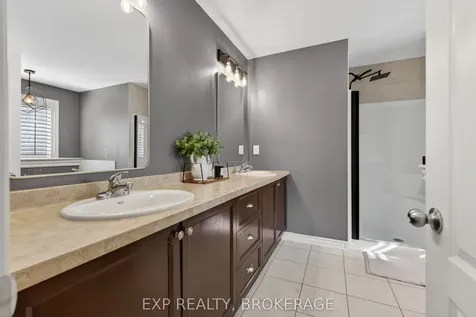 1140 Escala Crescent Kingston ON K7P 0H6