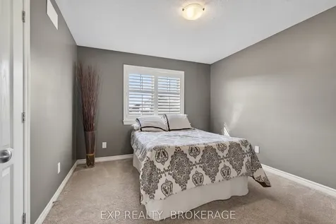 1140 Escala Crescent Kingston ON K7P 0H6