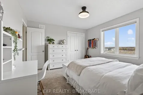 1140 Escala Crescent Kingston ON K7P 0H6