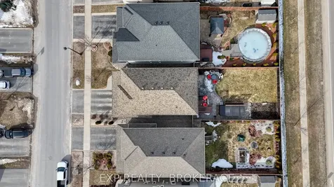 1140 Escala Crescent Kingston ON K7P 0H6