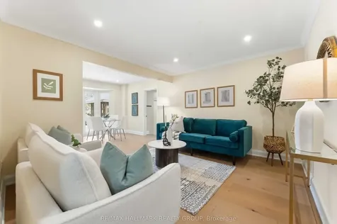 19 Kingsford Crescent Kanata ON K2K 1T5