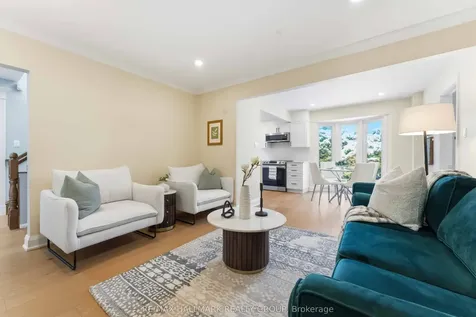 19 Kingsford Crescent Kanata ON K2K 1T5