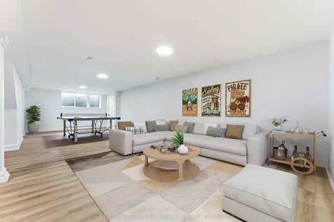 19 Kingsford Crescent Kanata ON K2K 1T5