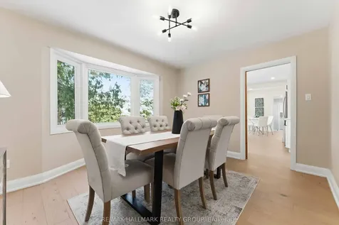 19 Kingsford Crescent Kanata ON K2K 1T5