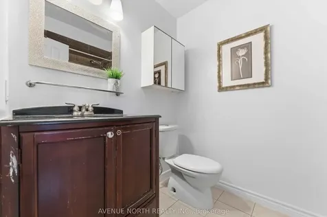 7 Hendrie Court Kanata ON K2L 4A4