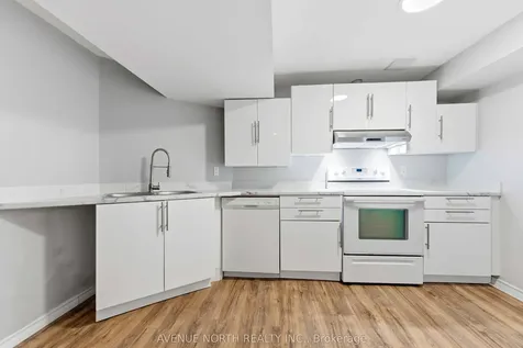 7 Hendrie Court Kanata ON K2L 4A4