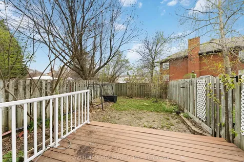 7 Hendrie Court Kanata ON K2L 4A4