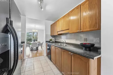 7 Hendrie Court Kanata ON K2L 4A4