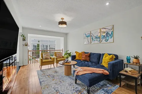 464 Templeford Avenue Kanata ON K2M 0B8