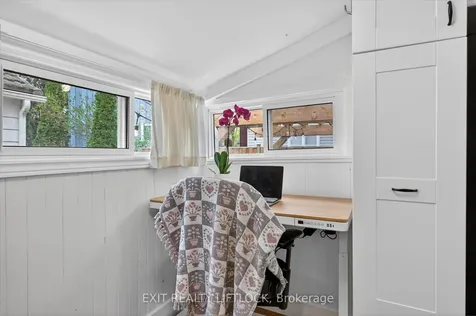 509 Gilchrist Street Peterborough ON K9H 4N7