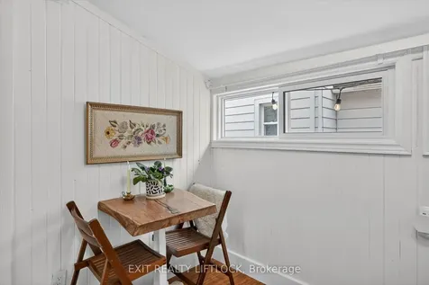 509 Gilchrist Street Peterborough ON K9H 4N7